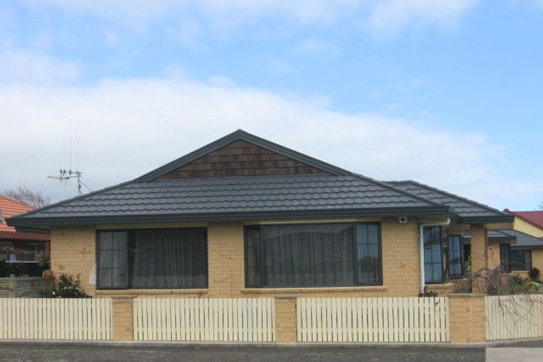 Photo of property in 33 Durham Street, Levin, 5510