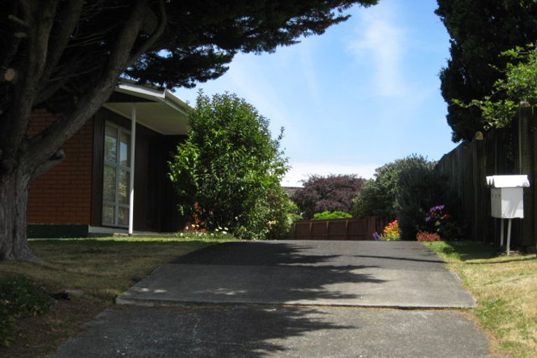 Photo of property in 5a Mckenzie Road, Mangere Bridge, Auckland, 2022