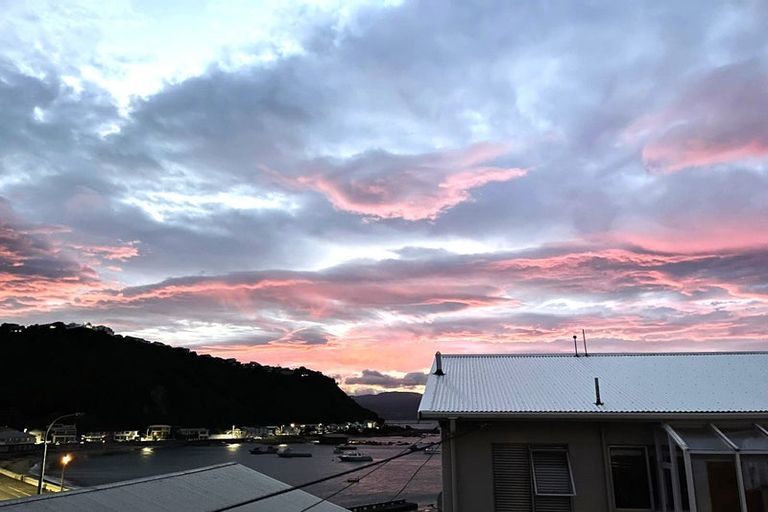 Photo of property in 201u3 Derwent Street, Island Bay, Wellington, 6023