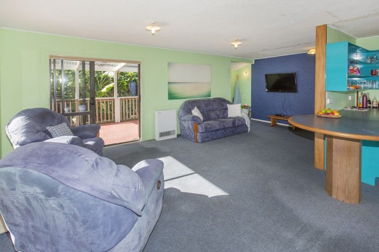 Photo of property in 5 Ripiro Drive, Baylys Beach, Dargaville, 0377