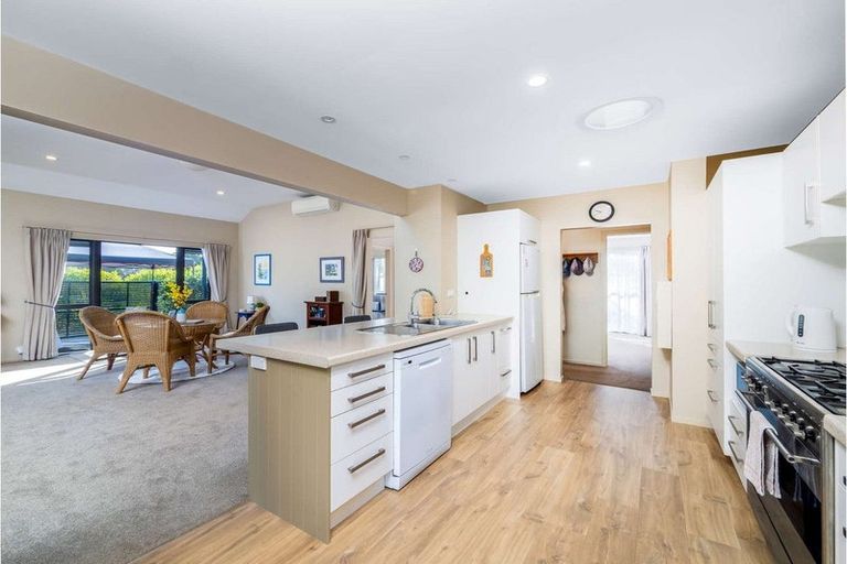 Photo of property in 15 Alderton Drive, Kerikeri, 0230