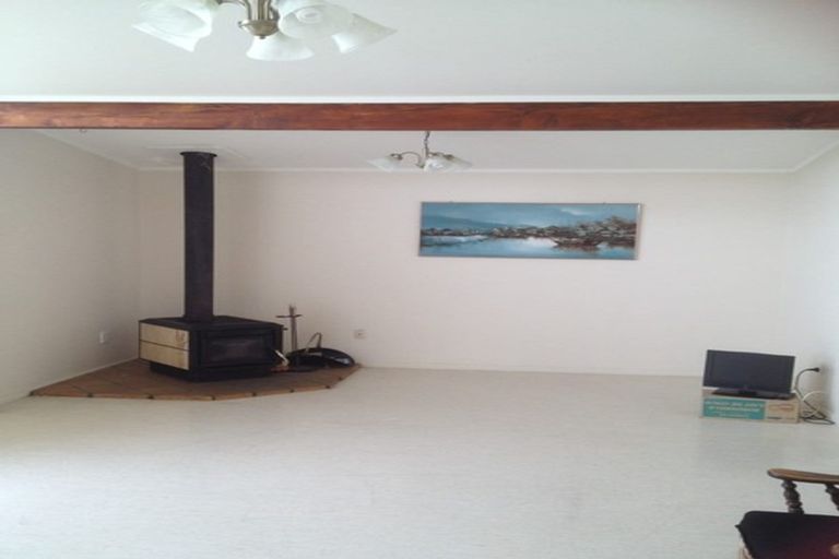 Photo of property in 69 Priestley Drive, Bucklands Beach, Auckland, 2014