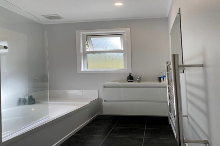 Photo of property in 99 Kenmore Street, Newlands, Wellington, 6037