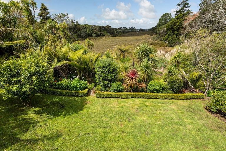 Photo of property in 23a Lake Road, Northcote, Auckland, 0627