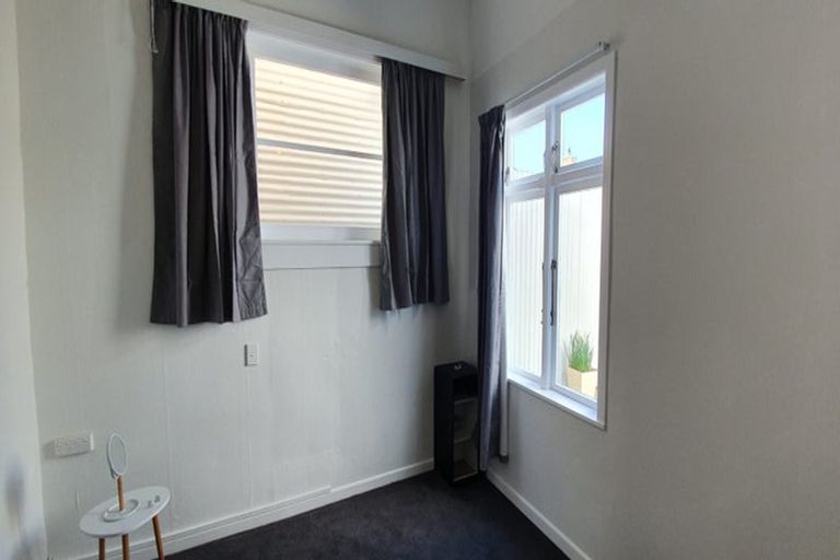 Photo of property in 39 Hanson Street, Mount Cook, Wellington, 6021
