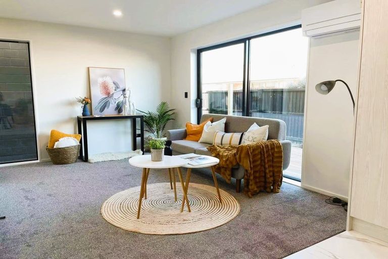 Photo of property in 452-454 Gloucester Street, Taradale, Napier, 4112