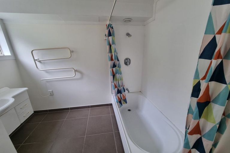 Photo of property in 2 Daniell Street, Newtown, Wellington, 6021