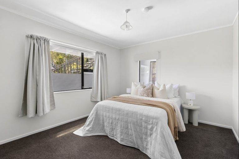 Photo of property in 73 Gilbass Avenue, Hamilton Lake, Hamilton, 3204