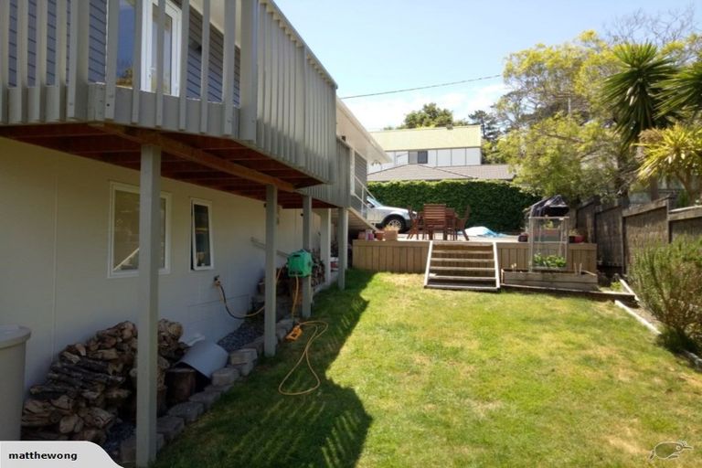 Photo of property in 2/28 Coroglen Avenue, Birkenhead, Auckland, 0626