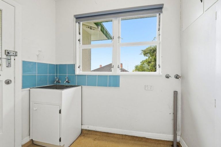 Photo of property in 6 Hillside Terrace, Saint Johns Hill, Whanganui, 4500