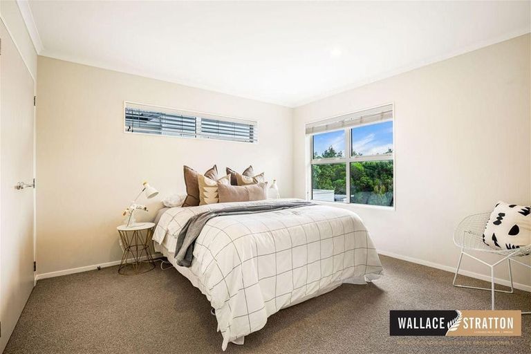 Photo of property in 17 Station Street, Hobsonville, Auckland, 0616