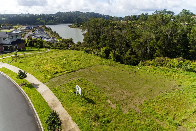 Photo of property in 74 Pohutukawa Parade, Riverhead, 0820