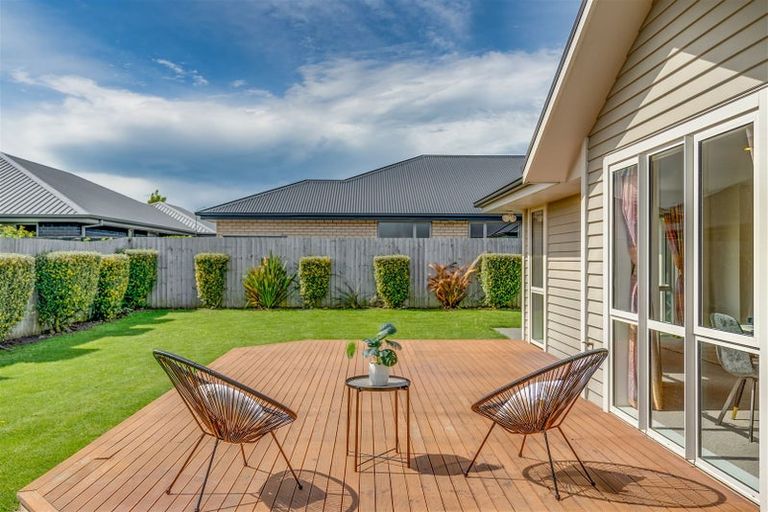 Photo of property in 10 Jefferson Close, Halswell, Christchurch, 8025