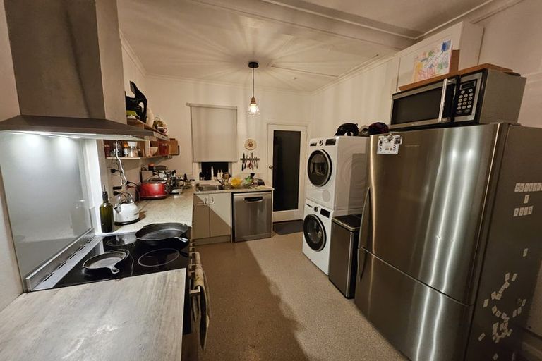 Photo of property in 93 Grafton Road, Roseneath, Wellington, 6011