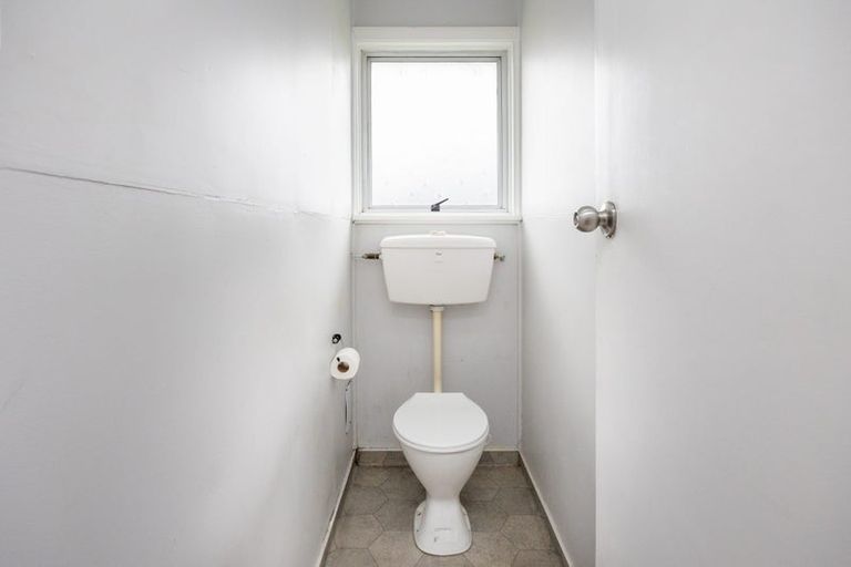 Photo of property in 39 Clausen Street, Takaro, Palmerston North, 4412