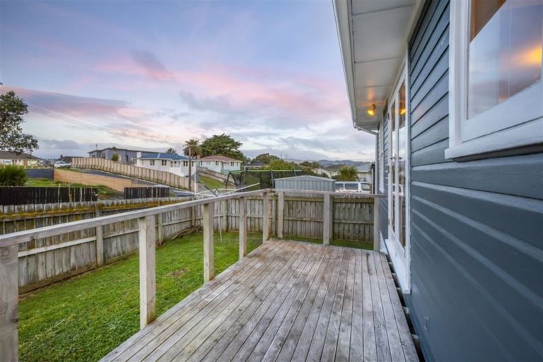 Photo of property in 27 Te Puke Street, Titahi Bay, Porirua, 5022