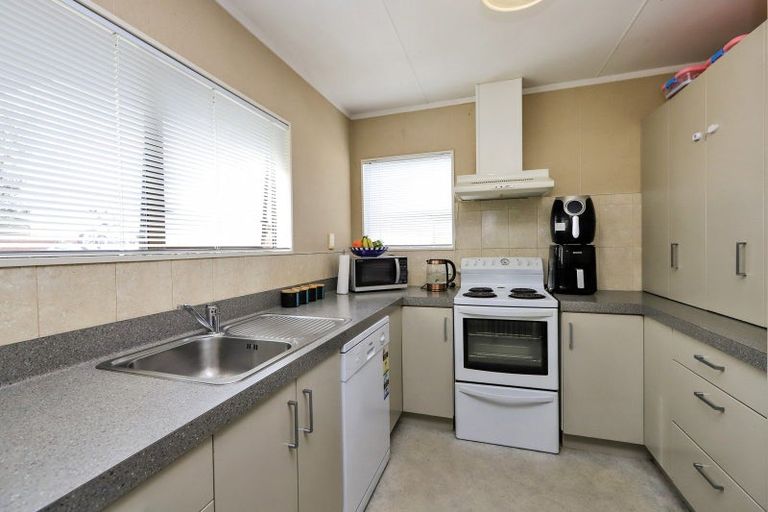 Photo of property in 44 Whiting Crescent, Greenmeadows, Napier, 4112