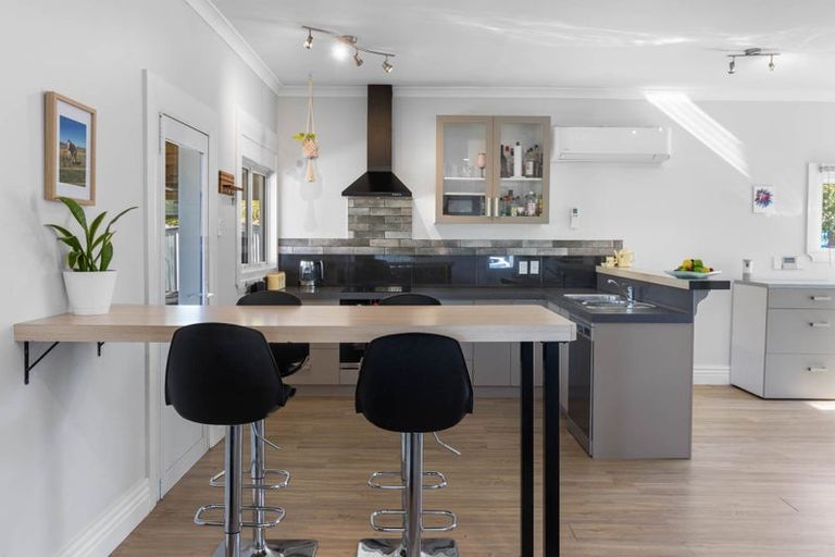Photo of property in 2 Lewis Street, Redwoodtown, Blenheim, 7201
