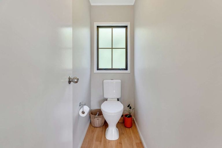 Photo of property in 91 Awaroa Road, Helensville, 0800