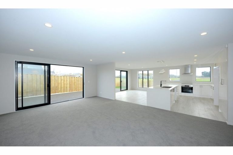 Photo of property in 38 Sarikei Avenue, Northwood, Christchurch, 8051