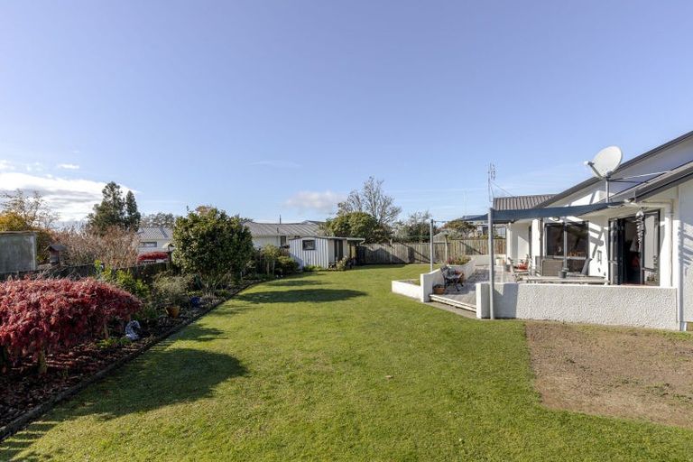 Photo of property in 20 Kowhai Street, Strandon, New Plymouth, 4312