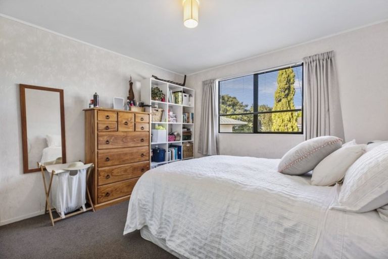 Photo of property in 63a/1 Colwill Road, Massey, Auckland, 0614