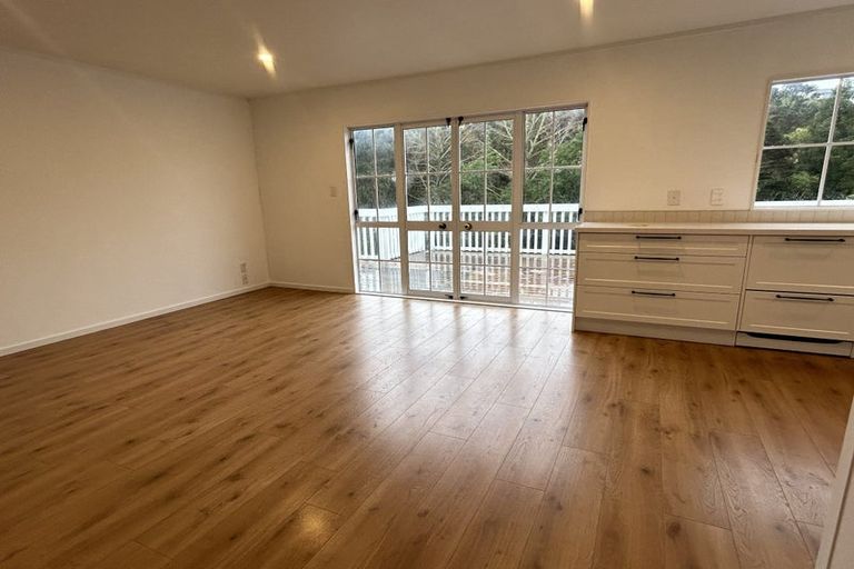 Photo of property in 52 Fitzwilliam Drive, Torbay, Auckland, 0630