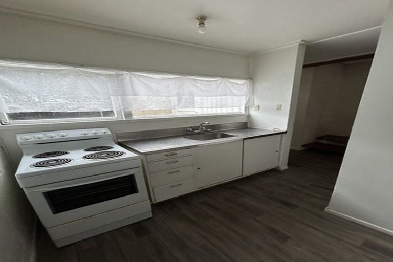 Photo of property in 267 Massey Road, Mangere East, Auckland, 2024