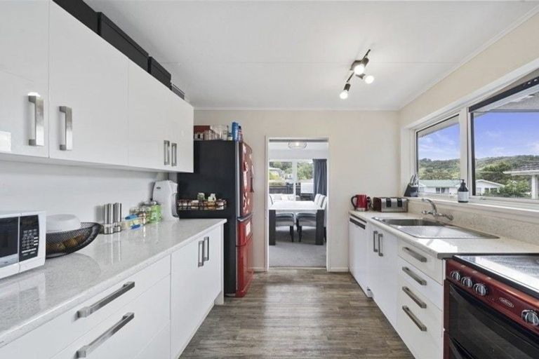 Photo of property in 13 Kaponga Street, Wainuiomata, Lower Hutt, 5014