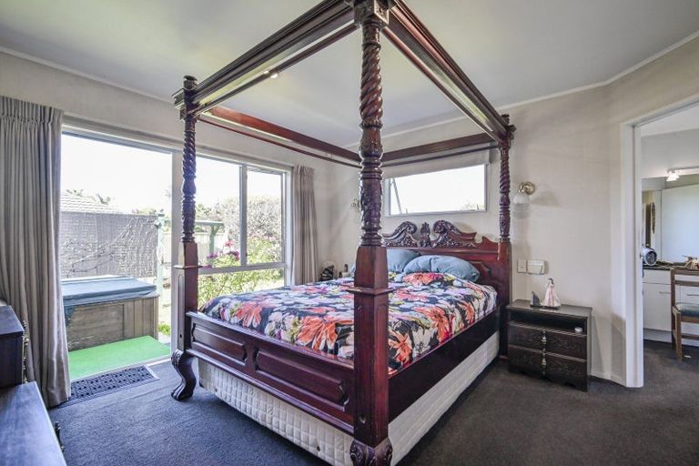 Photo of property in 107 Karaitiana Street, Frimley, Hastings, 4120