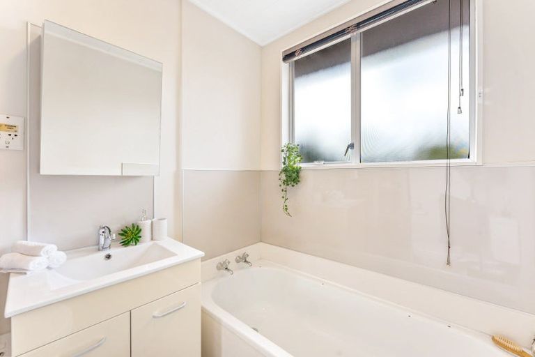 Photo of property in 8f3- Tawai Street, Trentham, Upper Hutt, 5018