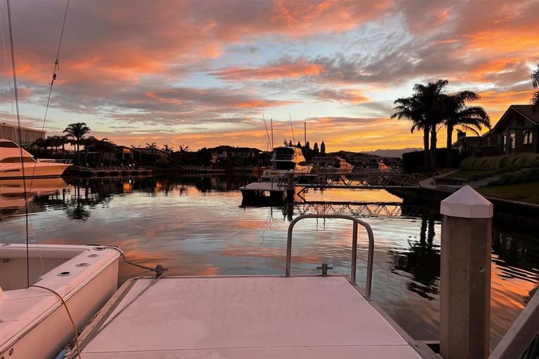 Photo of property in 25 Leeward Drive, Whitianga, 3510