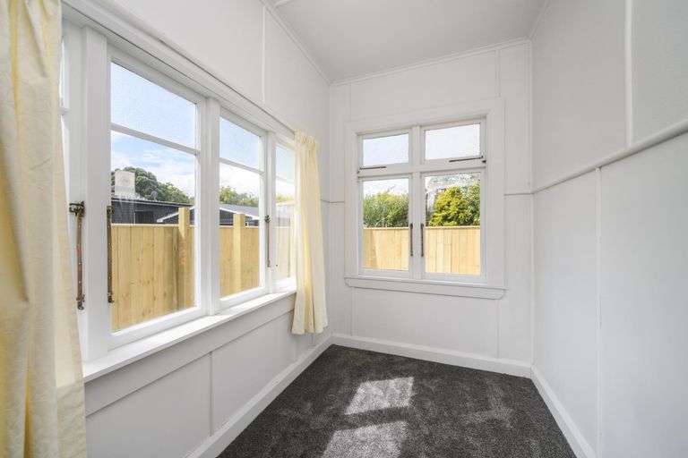 Photo of property in 28 Alfred Street, Roslyn, Palmerston North, 4414