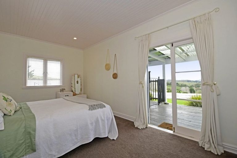 Photo of property in 956 Oneriri Road, Kaiwaka, 0573
