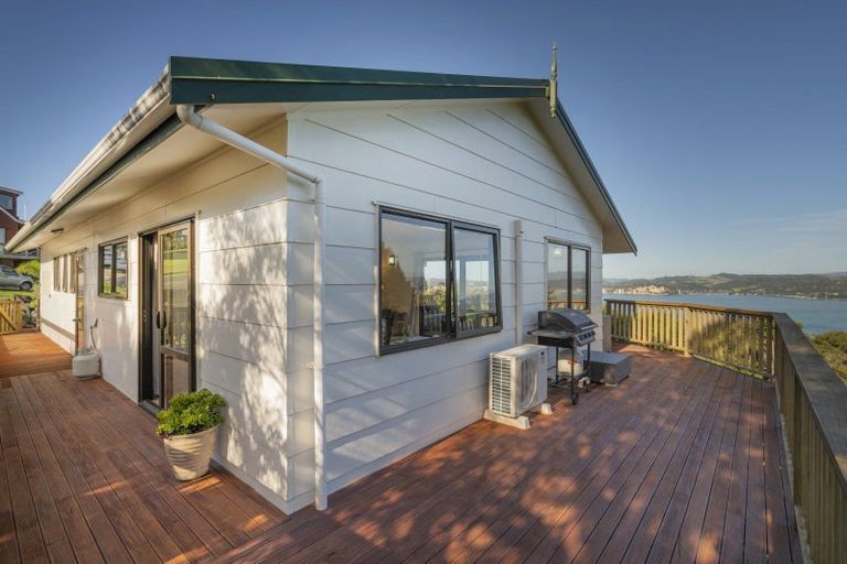 Photo of property in 12 Miro Place, Whitianga, 3510