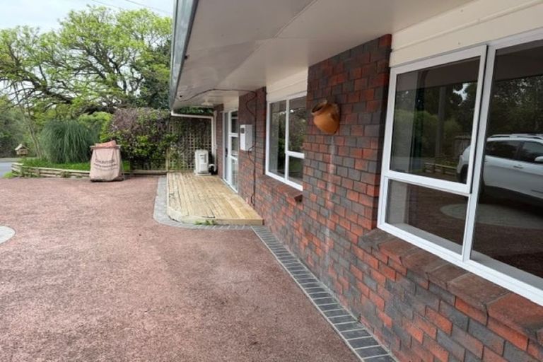 Photo of property in 21 Constable Road, Waiuku, 2123