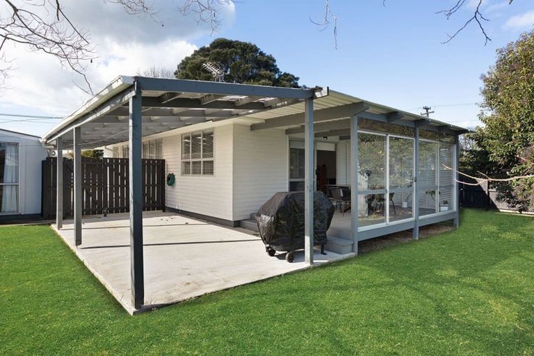 Photo of property in 26 Old Wairoa Road, Papakura, 2110