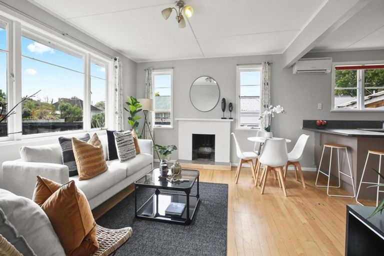 Photo of property in 5 Cotter Place, Hamilton East, Hamilton, 3216