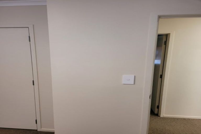 Photo of property in 57b Sabulite Road, Kelston, Auckland, 0602