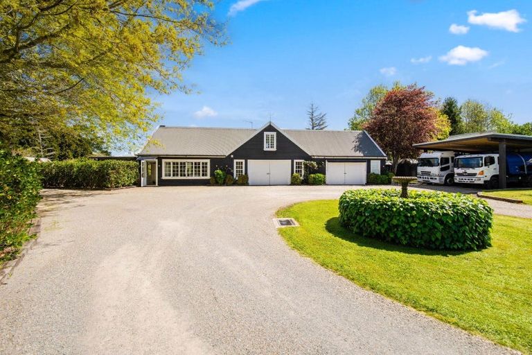 Photo of property in 121 Access Road, Kumeu, 0891