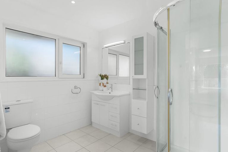 Photo of property in 3 Haslett Place, Upper Riccarton, Christchurch, 8041