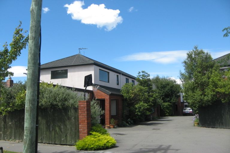 Photo of property in 4/15 Coles Place, St Albans, Christchurch, 8014