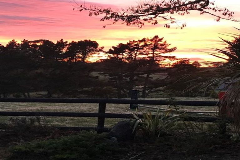 Photo of property in 19 Lloyd Road, Riverhead, Albany, 0793