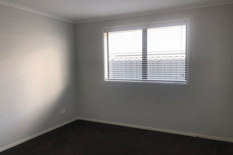 Photo of property in 5 Raynor Crescent, Pyes Pa, Tauranga, 3112