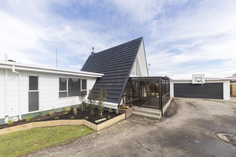Photo of property in 85 Long Melford Road, Awapuni, Palmerston North, 4412