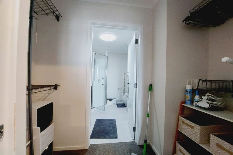 Photo of property in 40 Hobsonville Point Road, Hobsonville, Auckland, 0616