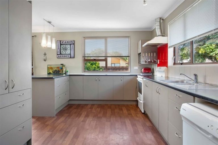 Photo of property in 3 Murray Place, Kaiapoi, 7630