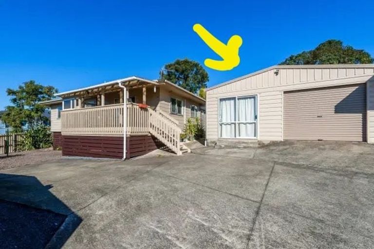 Photo of property in 42a Farwood Drive, Henderson, Auckland, 0612