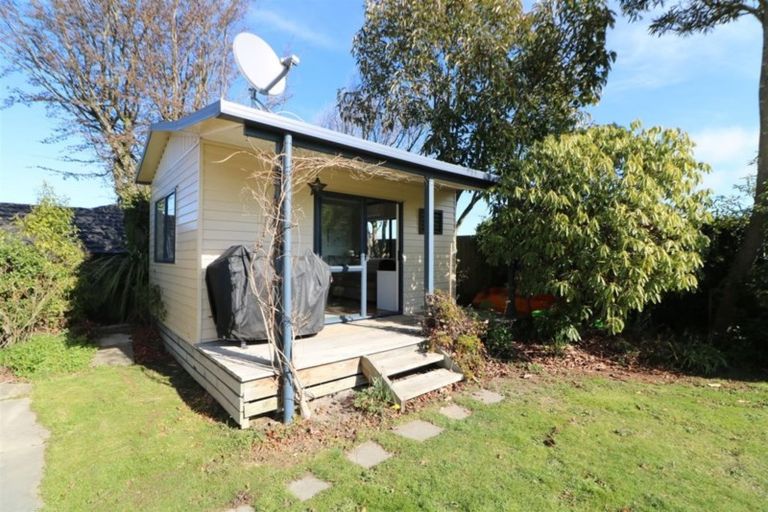 Photo of property in 2 Paignton Street, West End, Timaru, 7910