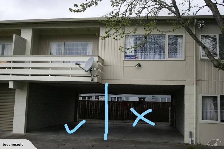 Photo of property in 9/5 Keeling Road, Henderson, Auckland, 0612